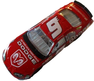 2005 ACTION KASEY KAHNE # 9 DODGE 1:64 METAL DIECAST CAR ! FAST SHIPPING ! - Picture 1 of 3