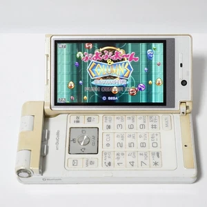 docomo P905i white FOMA  Japanese Flip Phone Keitai Cell phone jp - Picture 1 of 15