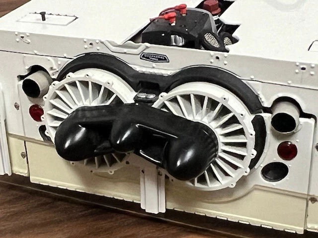 Exoto | 1:18 | FIRST SHOT | 1970 Exoto Chaparral 2J | COA | FHT18241 FS - Image 1 of 4