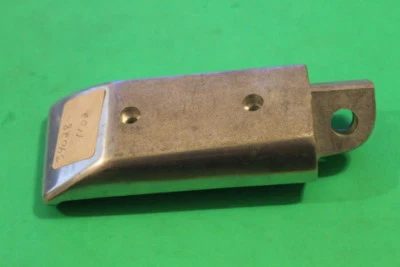 OEM Kawasaki Right Footrest 1983-1988 Voyager ZN1300 34028-1102 - Image 1 of 4