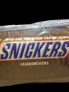 Manta de picnic Snickers Candy Bar 50 X 52  - Imagen 1 de 4