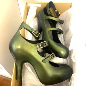 Vivienne Westwood Melissa Triple Strap Women Designer Shoes Size 6US /37EU/35BRA - Picture 1 of 5