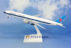 37CM 1:200 Risesoon CHINA SOUTHERN BOEING 777-300 Airplane ABS Plastic Model - Picture 1 of 6