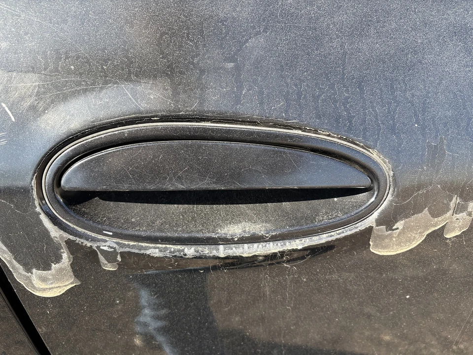 Manija de puerta exterior delantera derecha usada se adapta a: Chevrolet Impala 2003 grado derecho A Foto 1 de 4