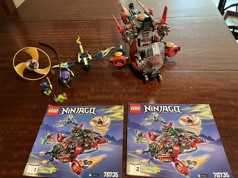 LEGO NINJAGO: Ronin R.E.X. (70735) - Usado completo sin caja Foto 1 de 4