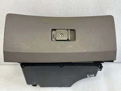 1991 1992 1993 1994 1995 1996 1997 Toyota Previa guantera bronceada 55506-28060 Foto 1 de 4