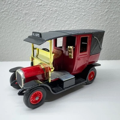 Matchbox Models of Yesteryear  Model #Y-28, 1907 UNIC Taxi -New in Box - Image 1 of 4