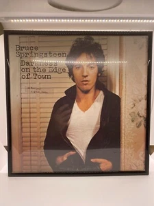 BRUCE SPRINGSTEEN - DARKNESS ON THE EDGE OF TOWN - VINYL LP 12" COVER ART FRAMED - Picture 1 of 1