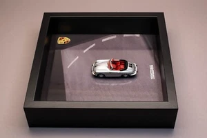Decorazione parete auto con cornice 3d 1:43 Porsche 356C Cabriolet - Foto 1 di 11
