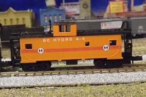 N-Scale Custom Painted  B C HYDRO ORANGE # A-4  Caboose  - Picture 1 of 3