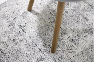 Tappeto Moderno Designer In Viscosa Sintetica Corto A Fiori 150 X 80 Cm - Immagine 1 di 4