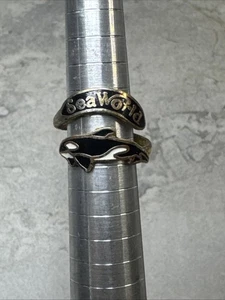 Anillo de recuerdo ajustable esmaltado Shamu SeaWorld vintage Jw1 - Imagen 1 de 12