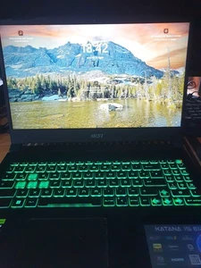 MSI Katana 15 B12V, 15,6 cala, Intel Core I7-12650H, 1 TB SSD, RTX 4070,32 GB RAM - Zdjęcie 1 z 7
