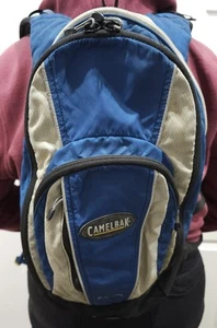CamelBak Blowfish Hydration Backpack Rucksack 18L Blue Mountain Biking,Hiking - Picture 1 of 7