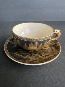 Antiguo juego de taza y platillo japonés Satsuma Hodota siglo XIX negro y dorado - Imagen 1 de 13
