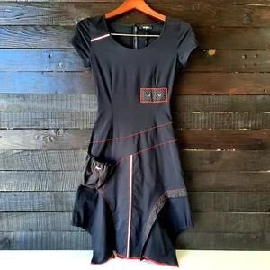 Nexx New York Dress Women Sz Small Black Red White Artsy Sheath Style Hitched A9 - Picture 1 of 7