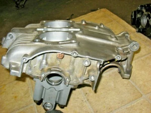 81 Honda CM400C Custom CM400 CM 400 C Top Crank Case Crankcase Set - Picture 1 of 9