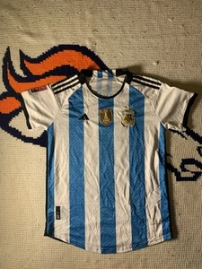 RARA Maglia Messi Adidas Mondiali Argentina 2022 Autentica Uomo Large!! - Foto 1 di 11