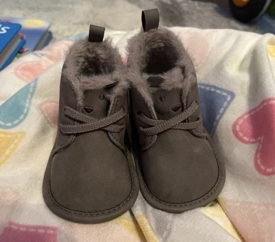 Carter’s Boots Foto 1 de 4