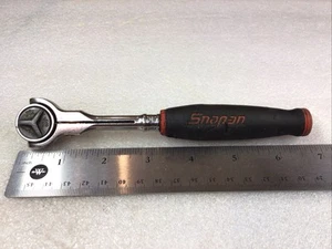 Snap-On TH737 - 1/4"Dr., Round Swivel Head, Red Soft Grip Handle Ratchet-USA- - Bild 1 von 13