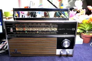 Vintage Noblesse Radio KLassiker: Grunding Yacht Boy N 210/1 - Teilrestauriert - - Bild 1 von 8
