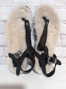 UGG Lou Lou Lammfell gefütterte Sandale schwarz Leder Größe 7,5-8 Damen EUC LESEN - Bild 1 von 16