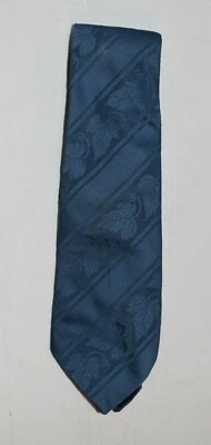 Vintage Grenada by Excello Blue with Leaves Pattern 54 Inch Tie, 100% Polyester - Изображение 1 из 2