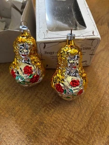 Lot 2 Inge Glas Christmas tree ornaments Lady holding Flowers - Picture 1 of 2