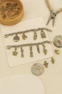Lot of 72 Vintage Silver Tone Fashion Pendants Charms Jewelry DIY Mixed Styles - Picture 1 of 3