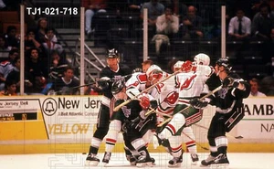 Los Angeles Kings vs. New Jersey Devils 1990 - 35mm color slide - TJ1-021-718 - Picture 1 of 1