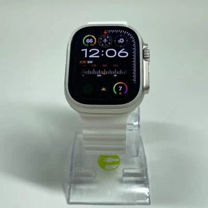 Unlocked Apple Watch Ultra 49MM Natural Titanium White Sport Band MQF03LL/A - Photo 1 sur 9