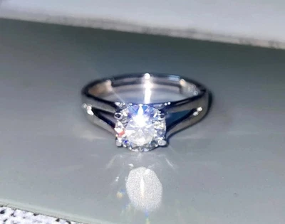 2CT Round-Cut VVS1 Moissanite Solitaire Engagement Ring 14K White Gold Plated - Image 1 of 4