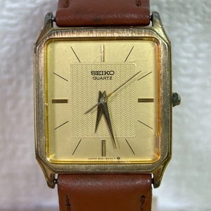 SEIKO 9021-5210 QUARTZ GOLD Vintage Watch From Japan - Picture 1 of 13