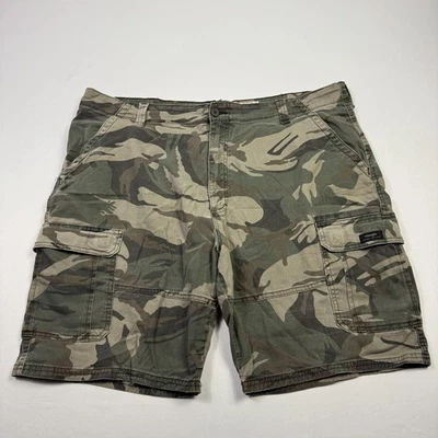 Wrangler Cargo Shorts Mens 42x10 Green Camo Relaxed Fit Utility Pockets Outdoor - Image 1 of 4