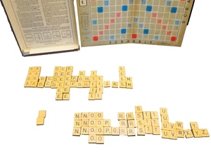 Vintage 1953 Scrabble Set Complete Selchow and Righter - Picture 1 of 10