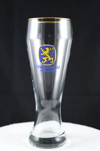 Bicchiere birra Lowenbrau Munchen blu/giallo etichetta bordo oro 9"H 24 oz Pilsner Ale - Foto 1 di 7
