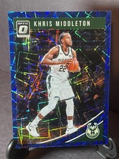 Khris Middleton 2018-19 Panini Donruss Optic #75 Blue Velocity Prizm!!!