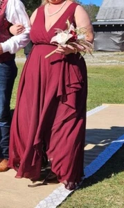 Chiffon Bridesmaid Burgundy Dress Size 18W - Picture 1 of 11