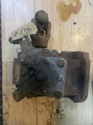 sm465 pto Right Large shaft free shipping lower 48 READ DESCRIPTION !! - Image 1 of 4