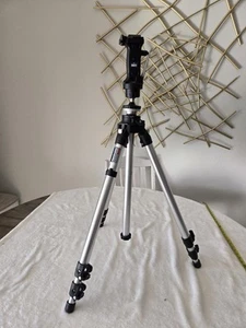 Bogen Manfrotto #3021 W/ #3265 Head | Professional Camera Tripod Made in Italy - Picture 1 of 9