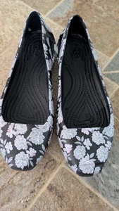 Crocs Kadee Shoes Floral Slip On Casual Ballet Flats Sandals 200104. Size 7 - Picture 1 of 11