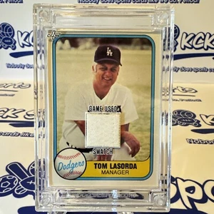 1980 Tom Lasorda GAME USED PATCH ๐ฅ From 1980 Dodgers Game (hc7584) - Picture 1 of 3