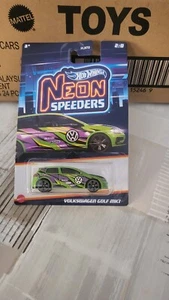 Hot Wheels 2023 Neon Speeders Volkswagen VW Golf VII Mk 7 GTI R 1:64 - Imagen 1 de 1