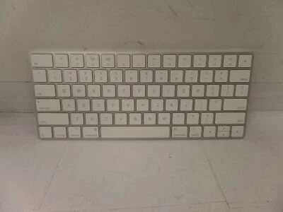??% Genuine Apple A1644 Magic Keyboard 2 Rechargeable **Excellent Condition** ?? - Image 1 of 4