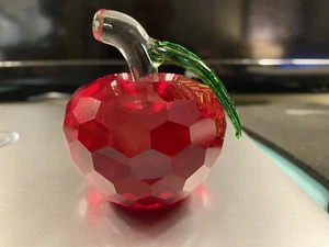 Glass Crystal Apple Figurine Paperweight Teacher Doctor Gifts Fruit Home Décor - Picture 1 of 7