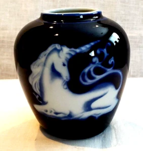 Takahashi blaues Einhorn in Glasur Ingwerglas Vase 4,5" t Japan Etikett - Bild 1 von 8