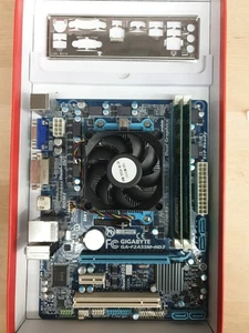 Gigabyte GA-F2A55M-DS2 +AMD A6-6400K+8GB Speicher+CPU Lüfter+I/O Shield - Bild 1 von 3