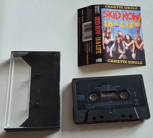 SKID ROW 18 & LIFE / MIDNIGHT / TORNADO 1990 CASSETTE SINGLE TAPE HEAVY METAL - Picture 1 of 2