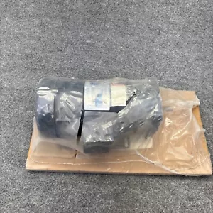 LEESON 108019.00 C4D17FK4H 3/4hp 1750rpm 1ph 180 VDC Continuous Duty DC Motor - Picture 1 of 13
