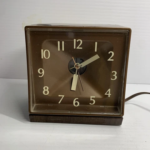 Vtg. Mid-Century High Time Ceiling Projection Alarm Clock Runs Keeps Good Time Cover